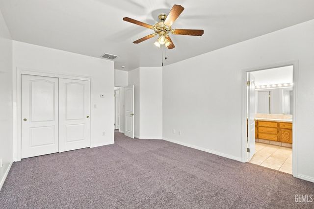 6605 Chinook Falls Drive, Bakersfield, CA 93312