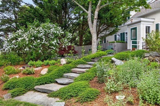 370 Main Street, Dennis, MA 02660