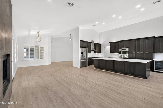 16651 S 18TH Way, Phoenix, AZ 85048