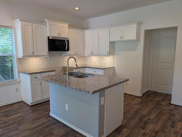 16729 Meadowcroft, Montgomery, TX 77316