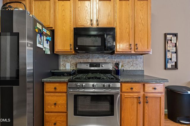 1916 Spanish Bay Court, Raleigh, NC 27604