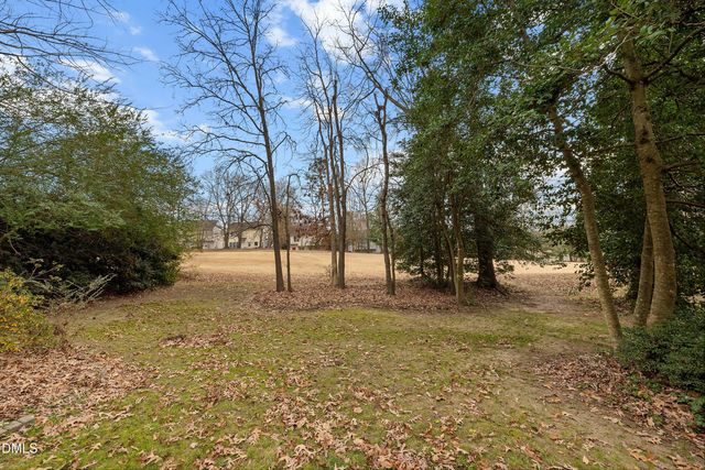 1916 Spanish Bay Court, Raleigh, NC 27604