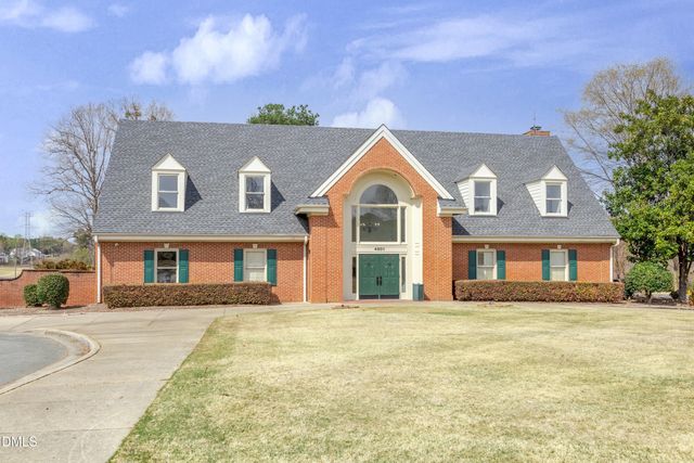 1916 Spanish Bay Court, Raleigh, NC 27604