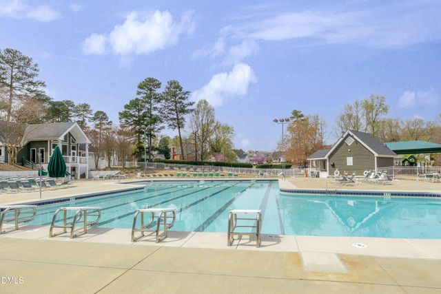 1916 Spanish Bay Court, Raleigh, NC 27604