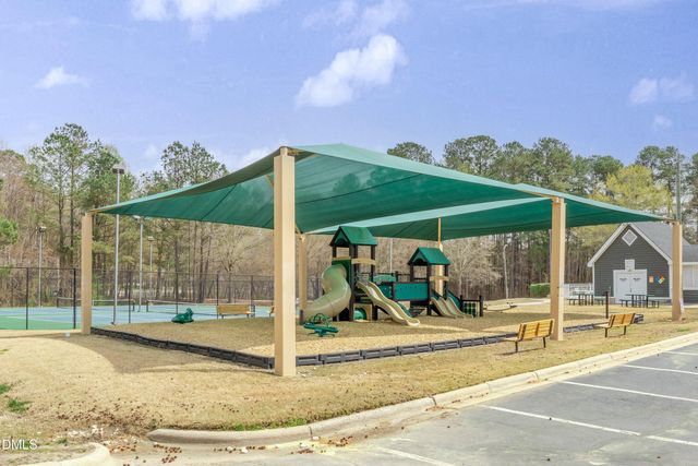 1916 Spanish Bay Court, Raleigh, NC 27604