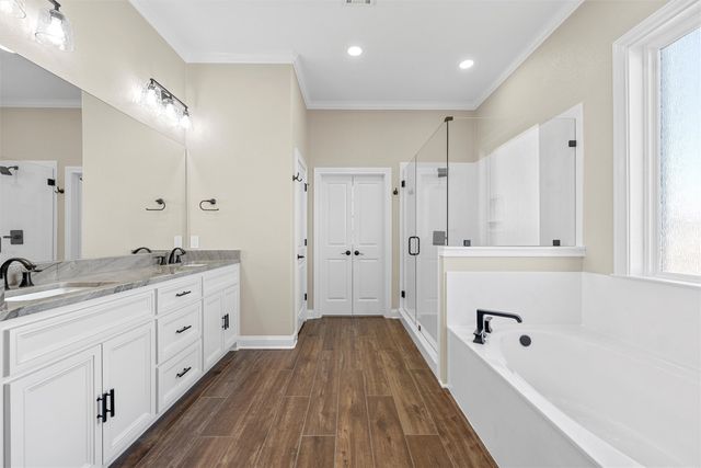 109 Water View Lane, Robinson, TX 76706