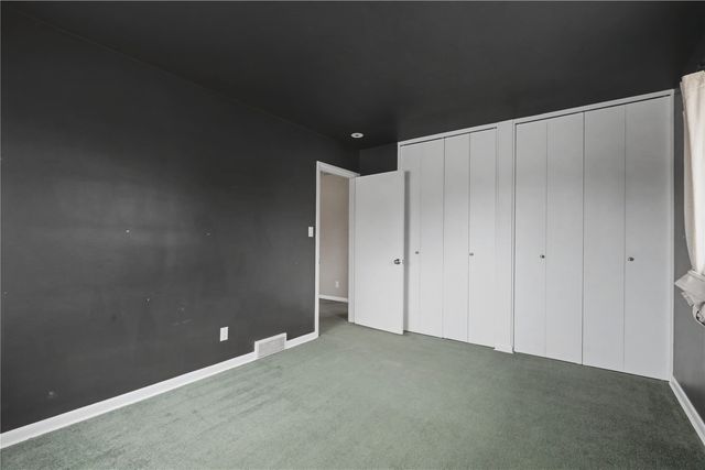 3831 Tomahawk Trail SE, Cedar Rapids, IA 52403