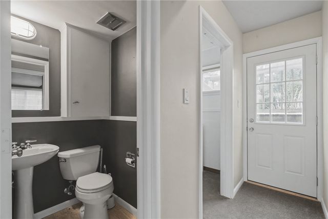 3831 Tomahawk Trail SE, Cedar Rapids, IA 52403