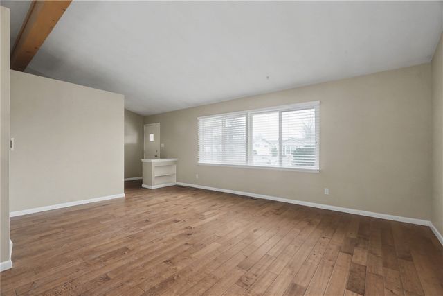 3831 Tomahawk Trail SE, Cedar Rapids, IA 52403