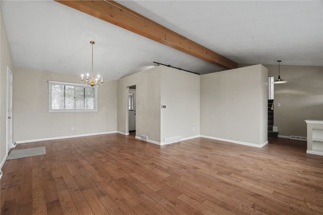 3831 Tomahawk Trail SE, Cedar Rapids, IA 52403