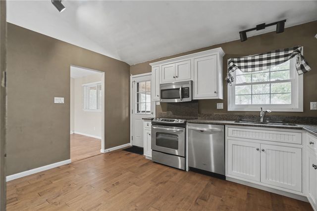 3831 Tomahawk Trail SE, Cedar Rapids, IA 52403