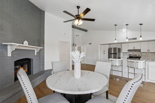 2217 Sharpshire Lane, Arlington, TX 76014