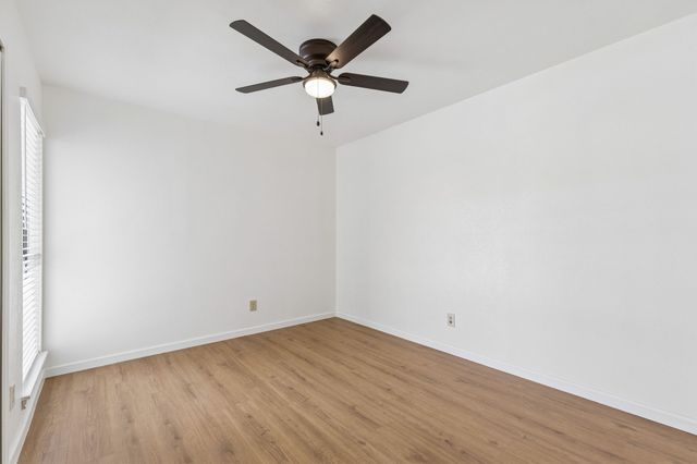 2217 Sharpshire Lane, Arlington, TX 76014