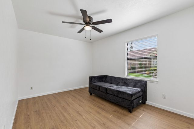 2217 Sharpshire Lane, Arlington, TX 76014