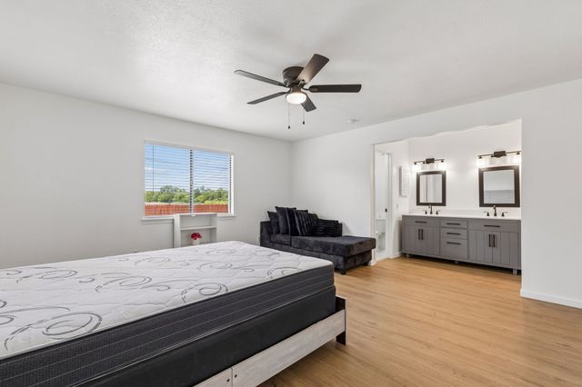 2217 Sharpshire Lane, Arlington, TX 76014