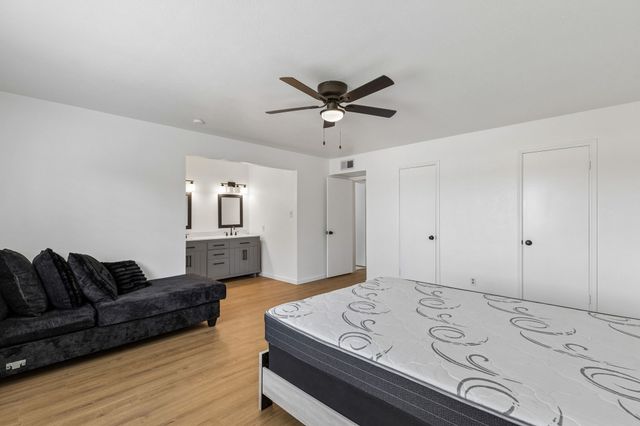 2217 Sharpshire Lane, Arlington, TX 76014