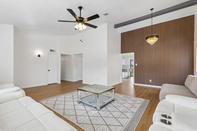 2217 Sharpshire Lane, Arlington, TX 76014