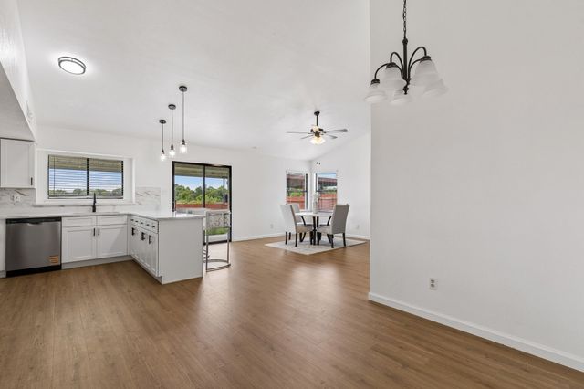 2217 Sharpshire Lane, Arlington, TX 76014