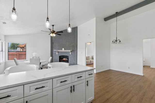 2217 Sharpshire Lane, Arlington, TX 76014