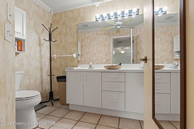 7446 Baywood Forest Circle, Spring Hill, FL 34606