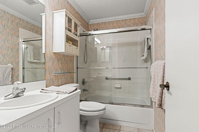 7446 Baywood Forest Circle, Spring Hill, FL 34606