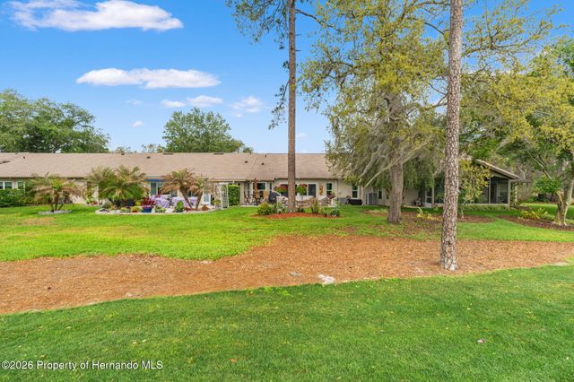 7446 Baywood Forest Circle, Spring Hill, FL 34606