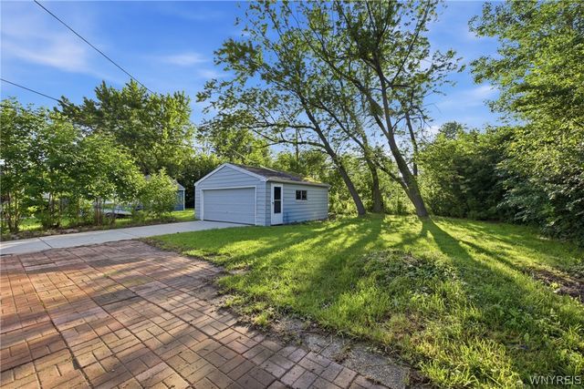 373 Niagara Falls Boulevard, Amherst, NY 14226