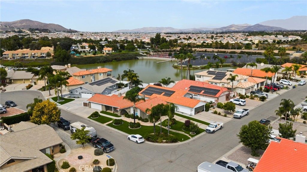 24180 Cruise Circle Drive, Canyon Lake, CA 92587 — photo 2