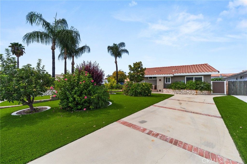 24180 Cruise Circle Drive, Canyon Lake, CA 92587 — photo 4