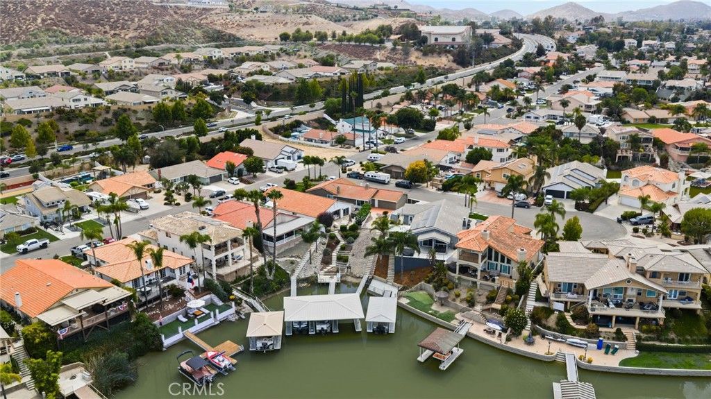 24180 Cruise Circle Drive, Canyon Lake, CA 92587 — photo 5