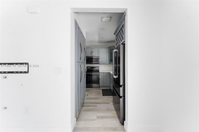 379 NE 31st Ave 379, Homestead, FL 33033