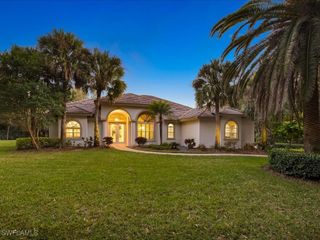 5410 Mahogany Ridge DR, Naples, FL 34119