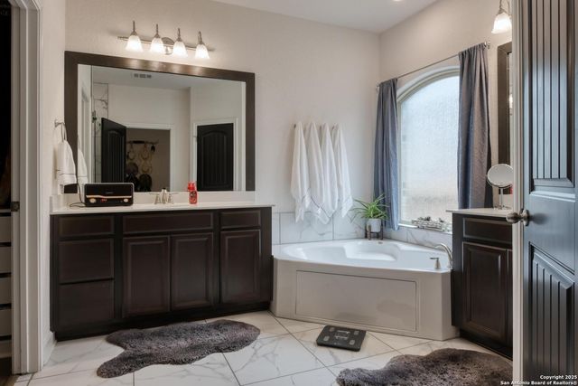 1531 Esser Xing, New Braunfels, TX 78132