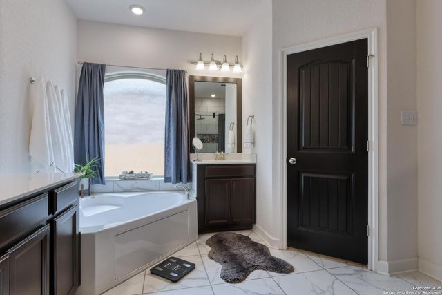 1531 Esser Xing, New Braunfels, TX 78132