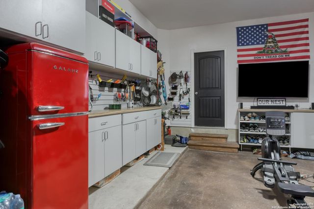 1531 Esser Xing, New Braunfels, TX 78132