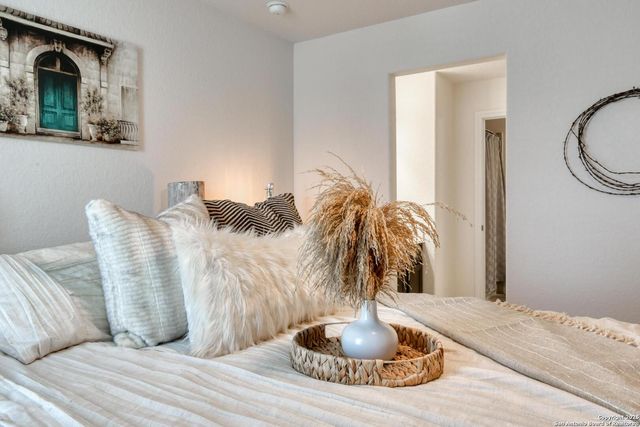 1531 Esser Xing, New Braunfels, TX 78132