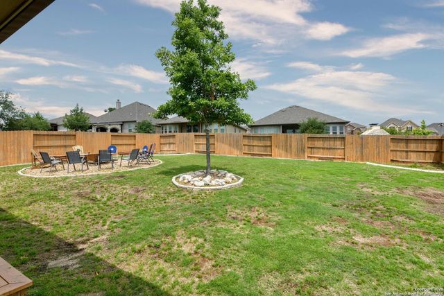 1531 Esser Xing, New Braunfels, TX 78132