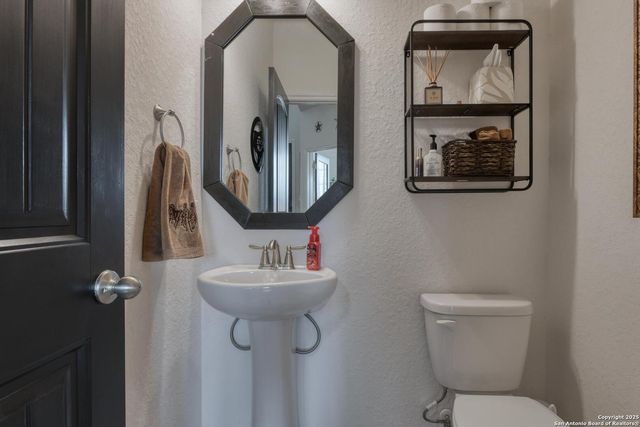 1531 Esser Xing, New Braunfels, TX 78132