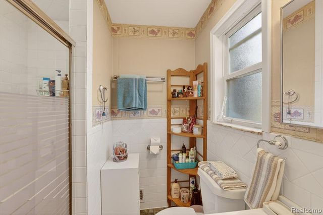 516 Sunnyslope Drive, Flushing, MI 48433