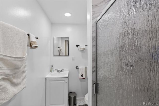 516 Sunnyslope Drive, Flushing, MI 48433