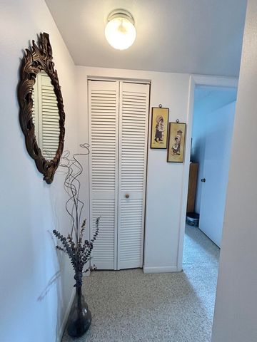 132 LAKE PINE Circle B-2, Greenacres, FL 33463