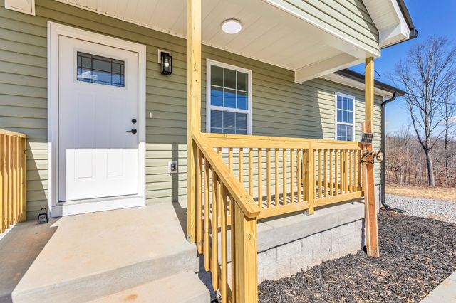 153 Poling Dr, Pulaski, TN 38478