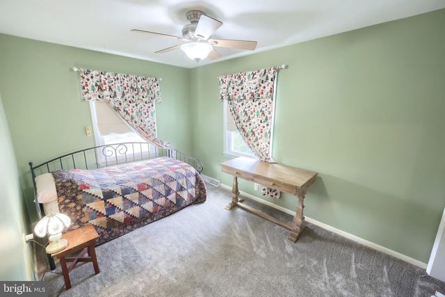 4150 BAHN AVE, York, PA 17408