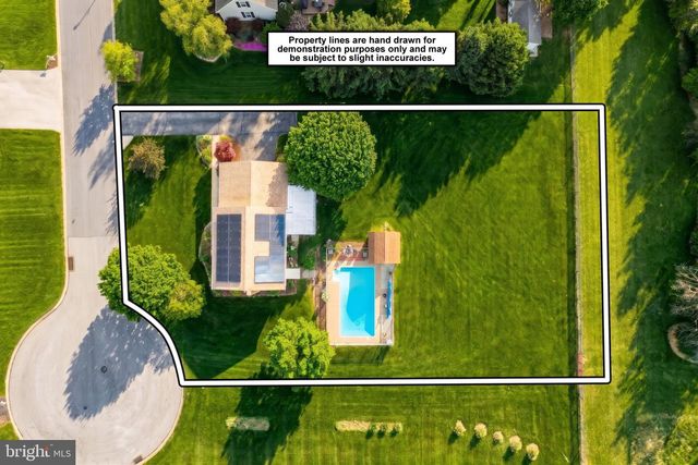 4150 BAHN AVE, York, PA 17408