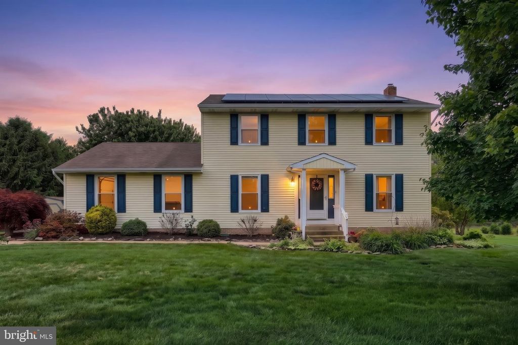 Image 1 of property listing at 4150 BAHN AVE, York, PA 17408