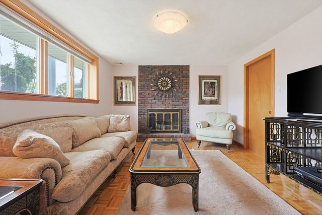 71 Case Dr, Revere, MA 02151