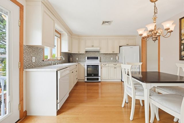 71 Case Dr, Revere, MA 02151