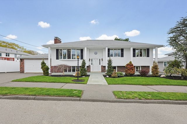 71 Case Dr, Revere, MA 02151