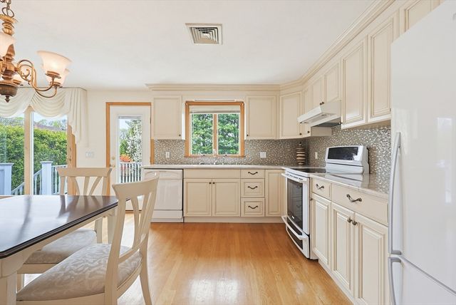 71 Case Dr, Revere, MA 02151