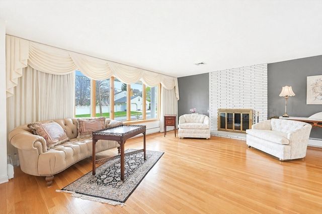 71 Case Dr, Revere, MA 02151